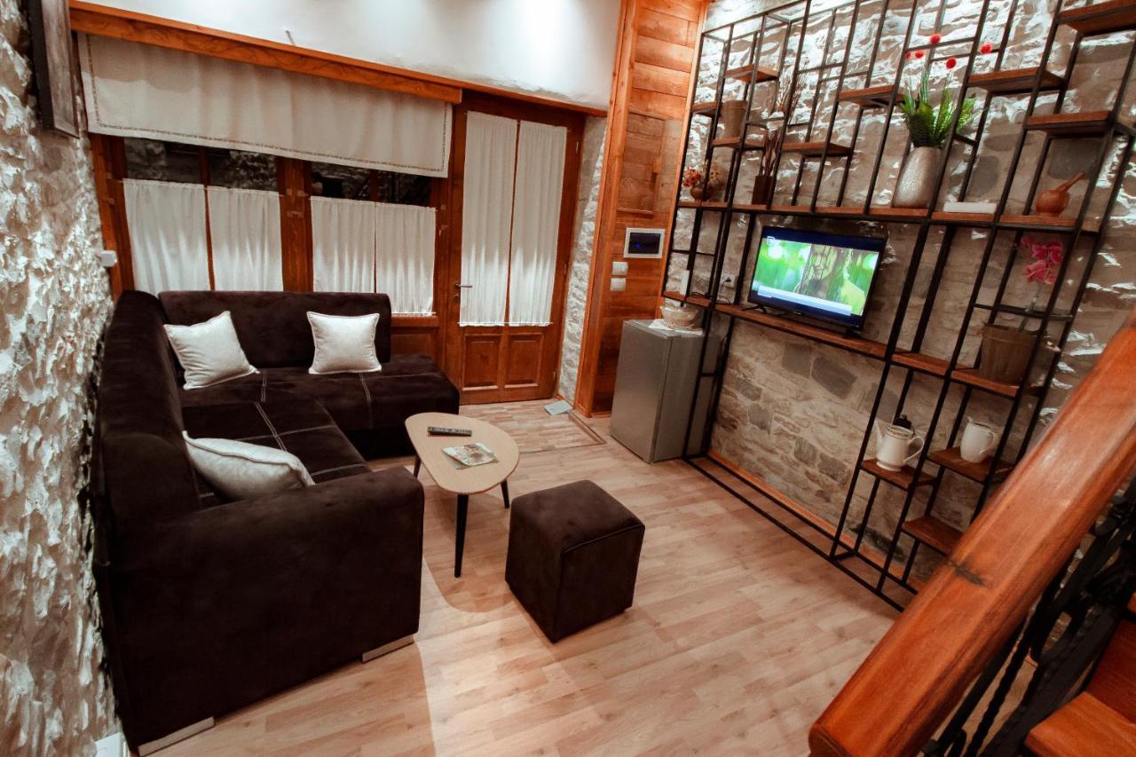 Duplex Apartment Viktoria Gjirokastër Exterior foto